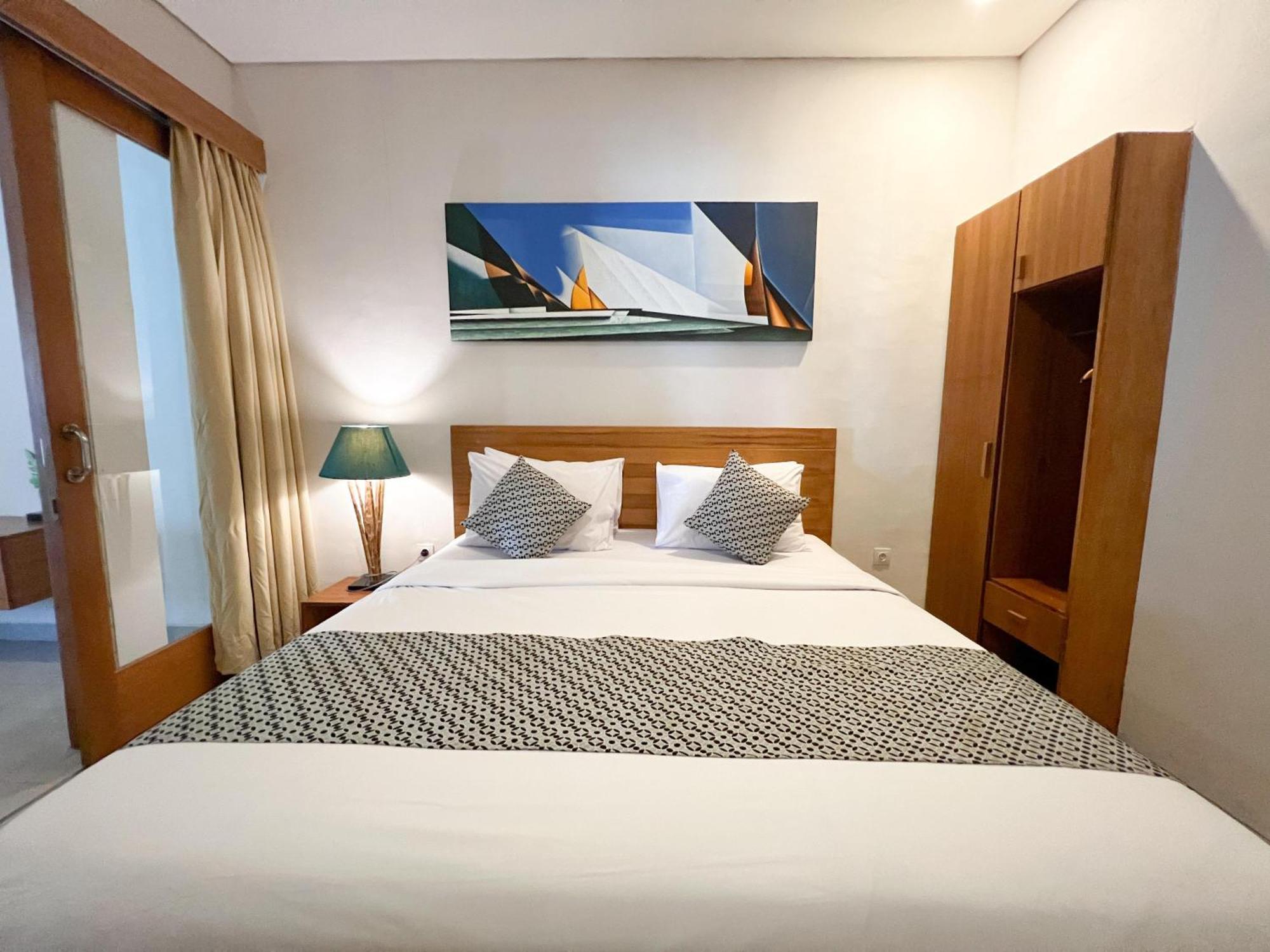 Apple Villa & Suite Seminyak Exterior photo