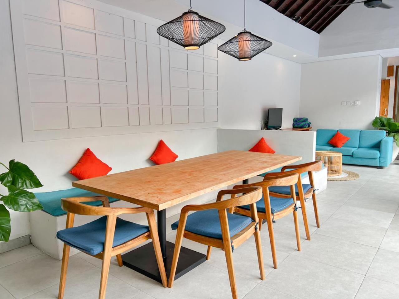 Apple Villa & Suite Seminyak Exterior photo