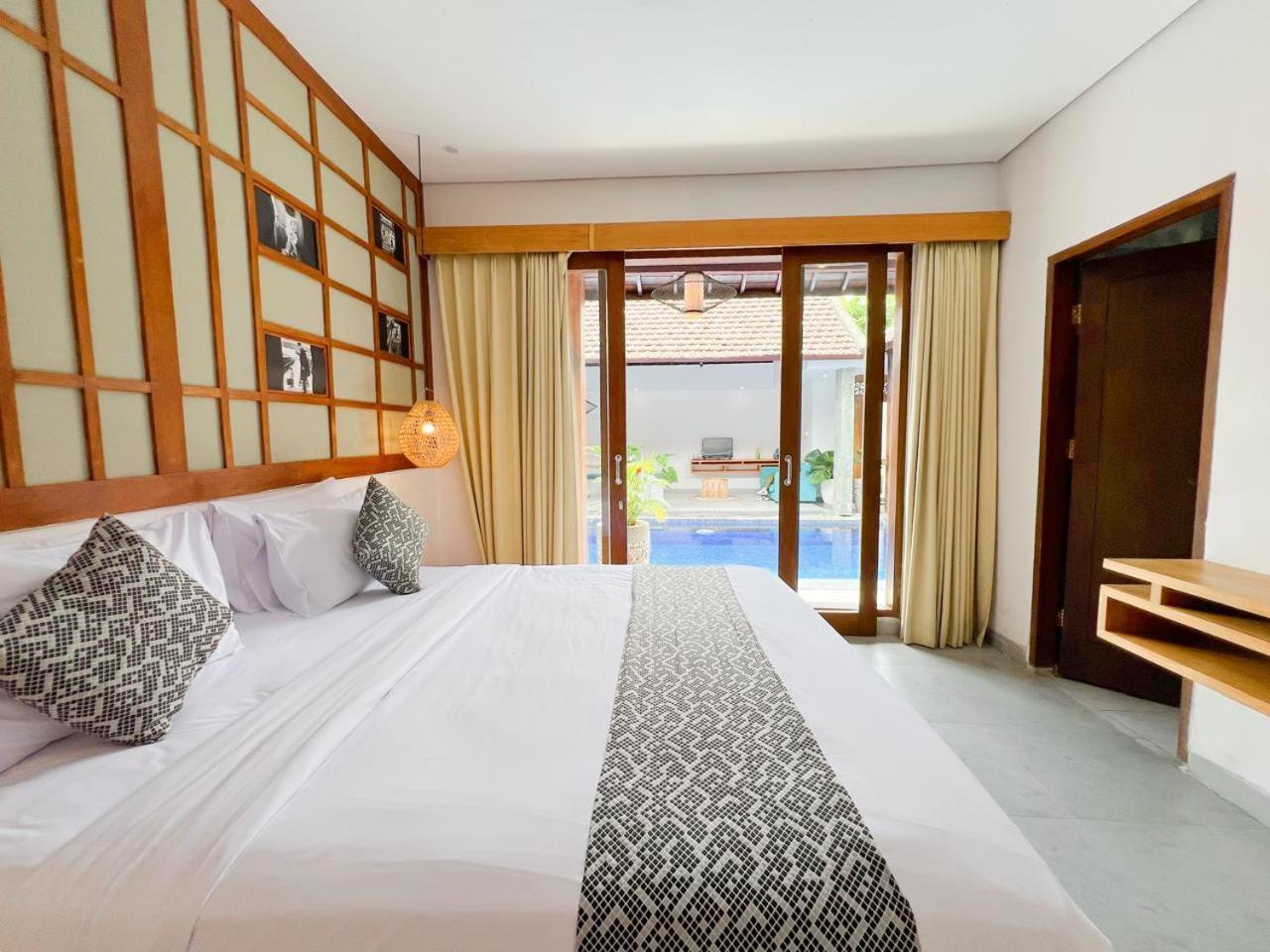 Apple Villa & Suite Seminyak Exterior photo