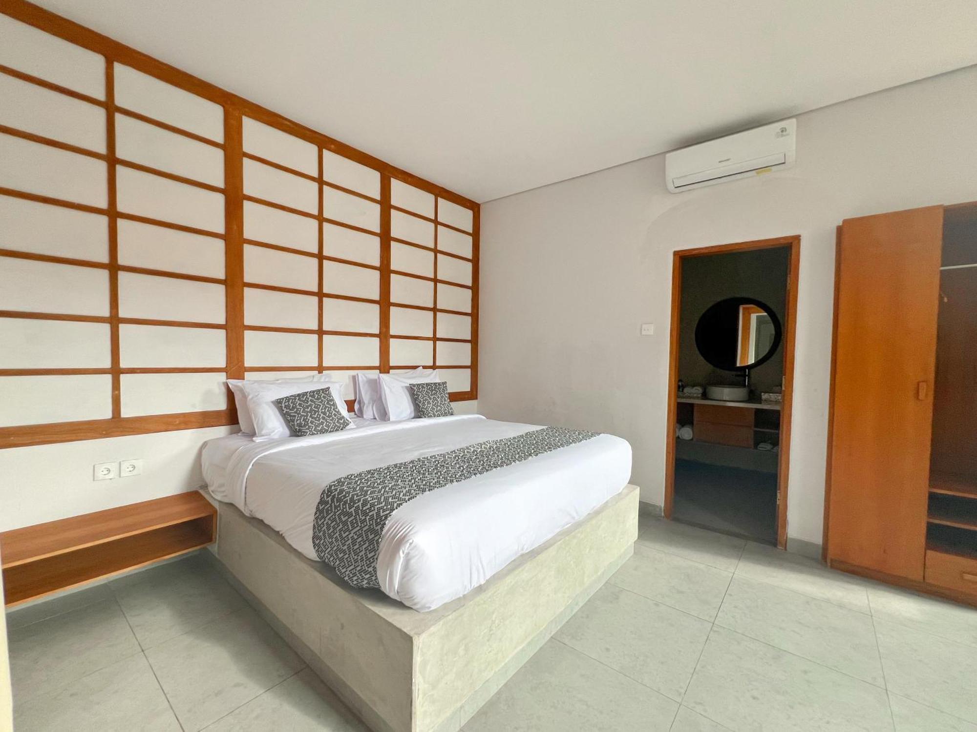 Apple Villa & Suite Seminyak Exterior photo