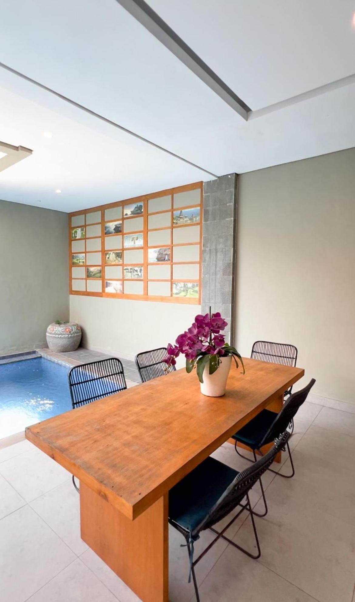Apple Villa & Suite Seminyak Exterior photo