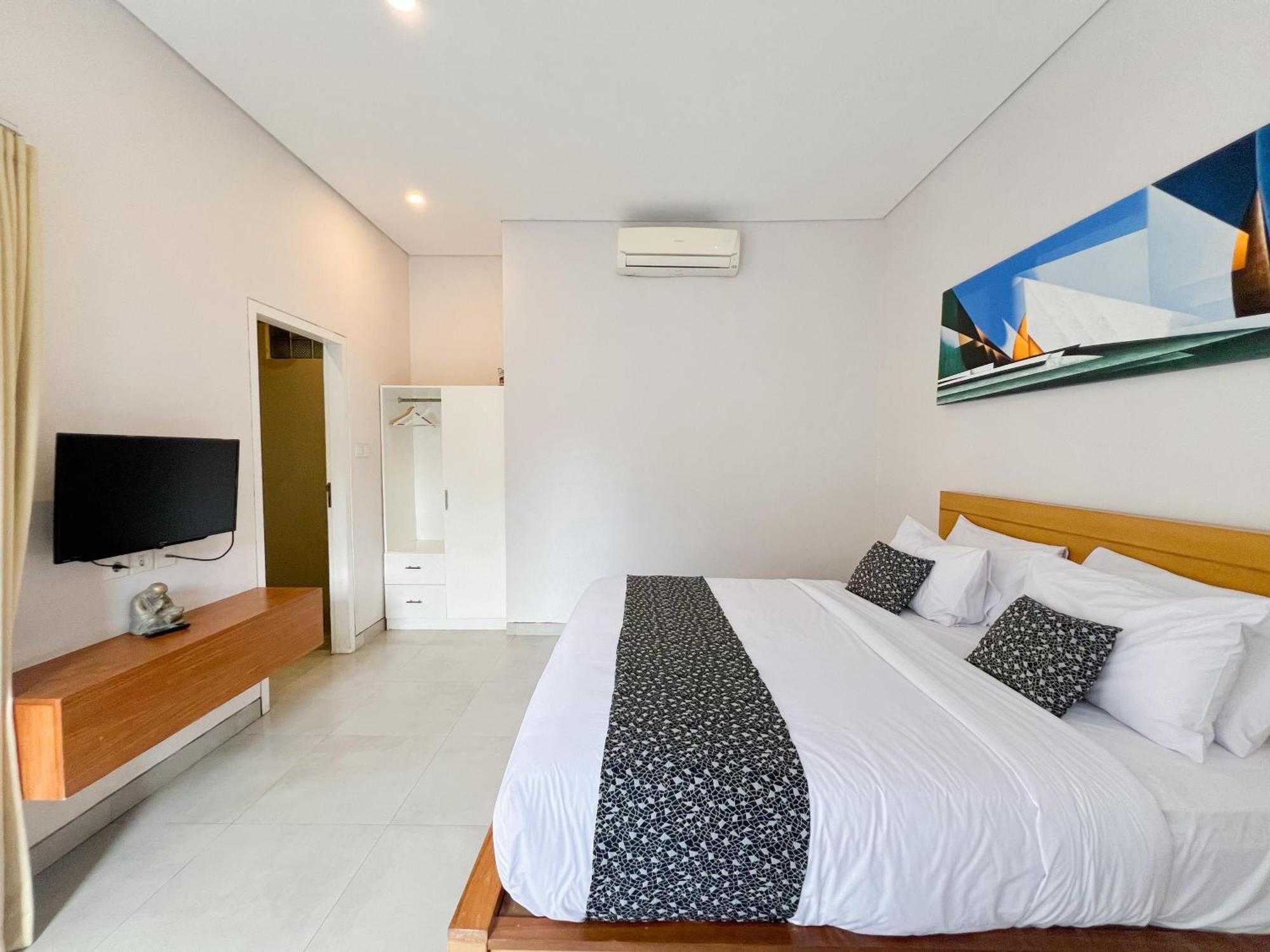 Apple Villa & Suite Seminyak Exterior photo