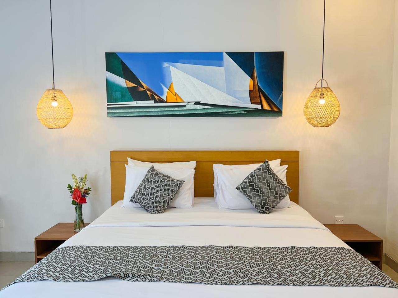 Apple Villa & Suite Seminyak Exterior photo