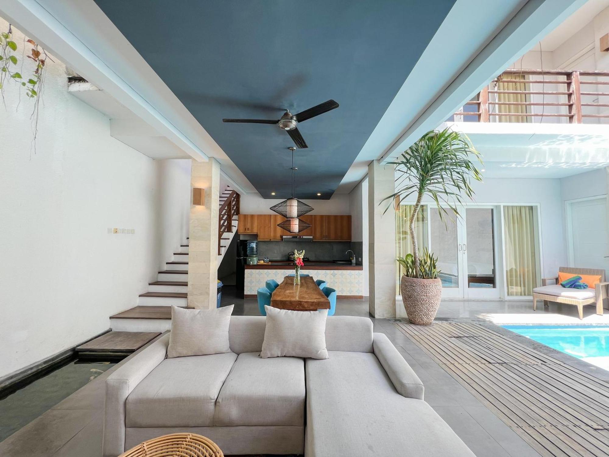 Apple Villa & Suite Seminyak Exterior photo