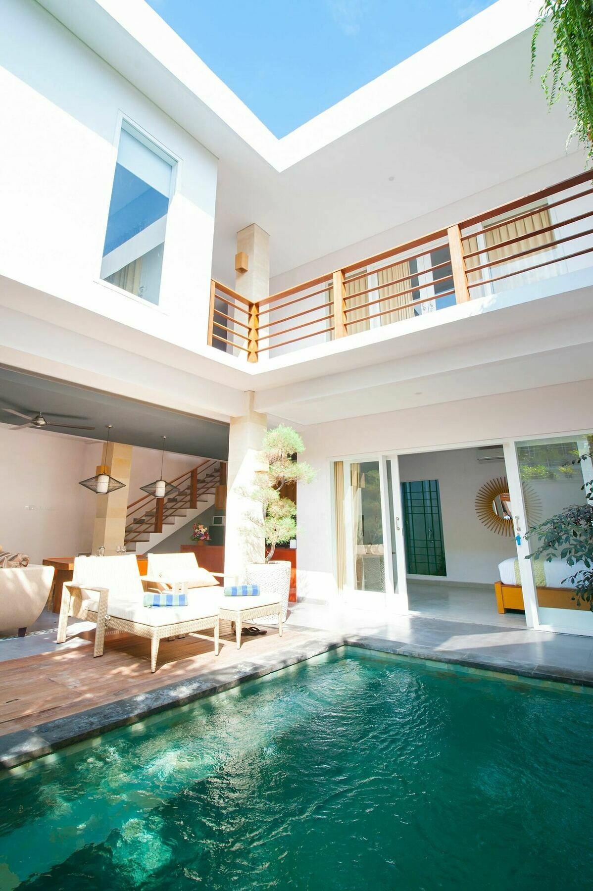 Apple Villa & Suite Seminyak Exterior photo